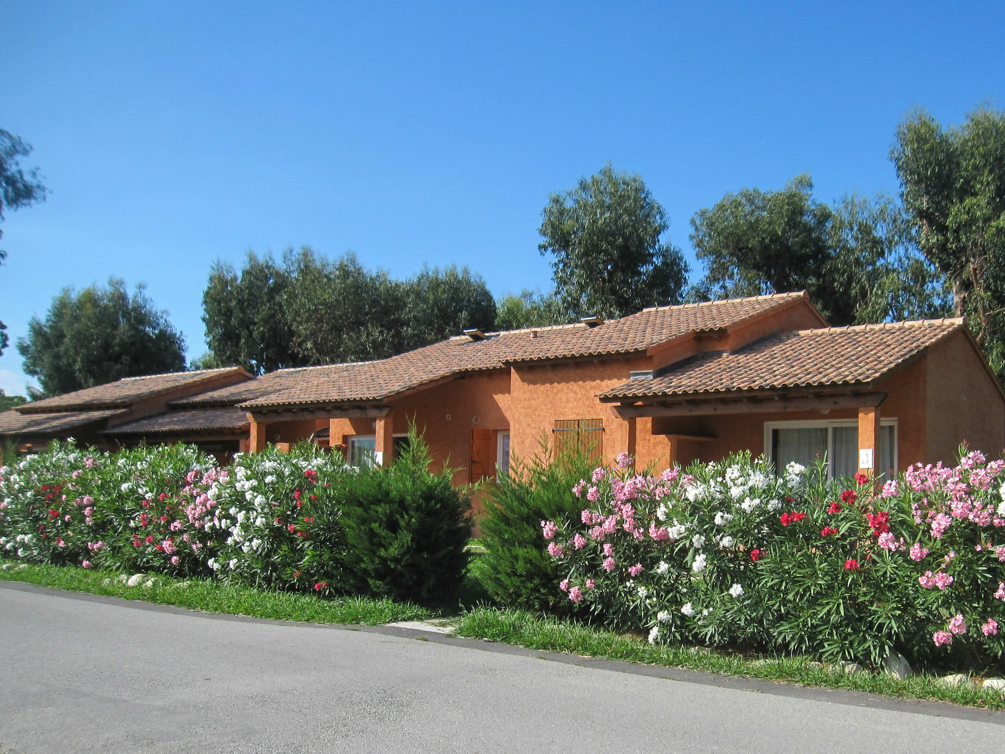 Residence De Tourisme Marina Corsa Ghisonaccia Εξωτερικό φωτογραφία